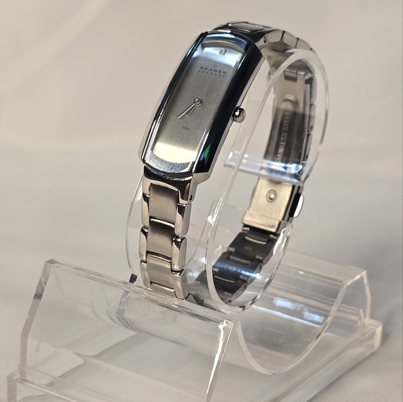 Skagen Steel Denmark Model: 587SSX G - Picture 3 of 15